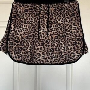 Leopard print mini skort